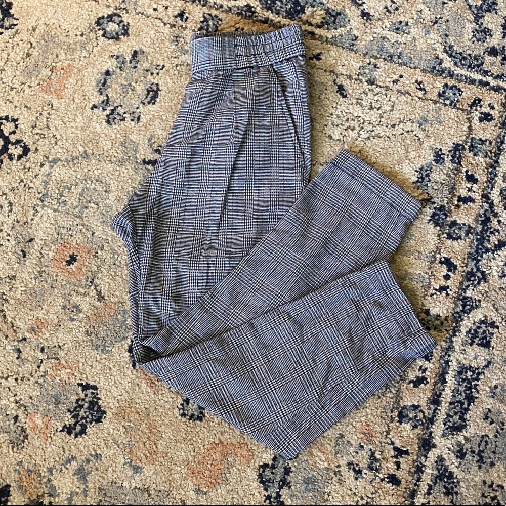 Trouser pants